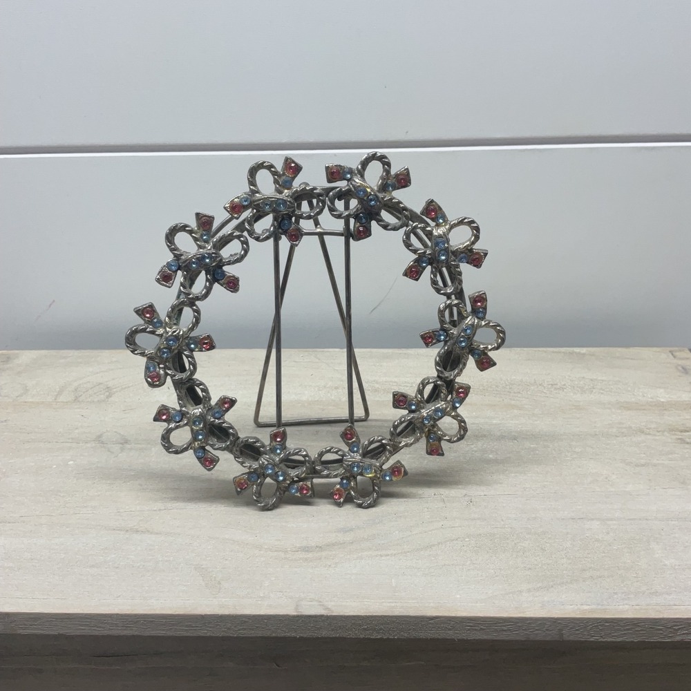Vintage Silver Tone Bow Wreath Round Picture Frame Red Blue Rhinestones 4.75in